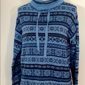 EUC preppy Chaps cowl neck snowflake sweater